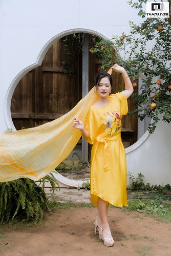Đầm Lụa Tơ Tằm Thêu Hoa Nghệ | Thaoolive